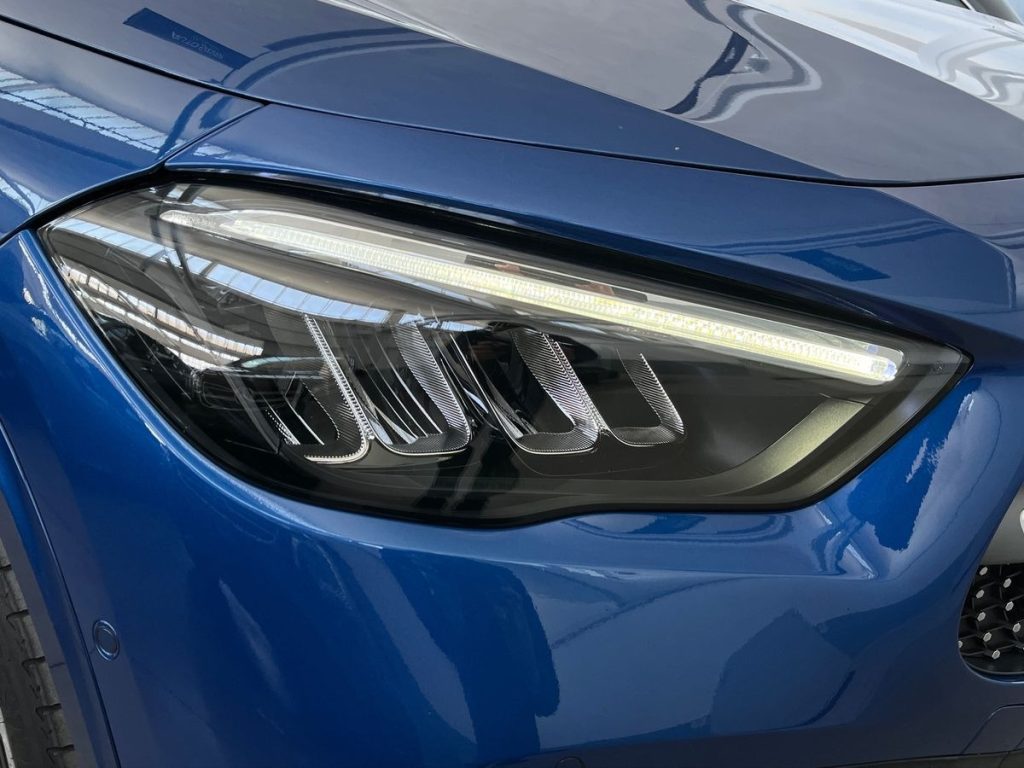 MERCEDES-BENZ GLA 250 e EQ AMG Line Premium auto - 17