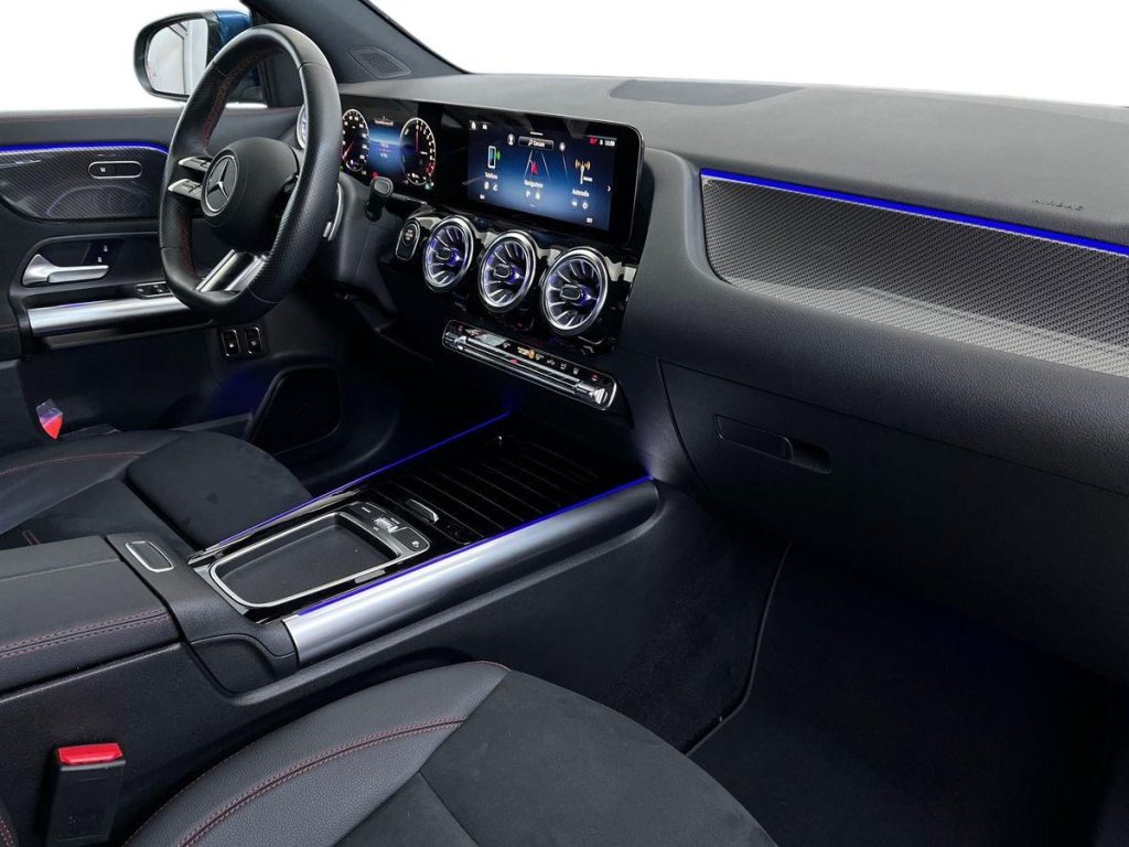 MERCEDES-BENZ GLA 250 e EQ AMG Line Premium auto - 16