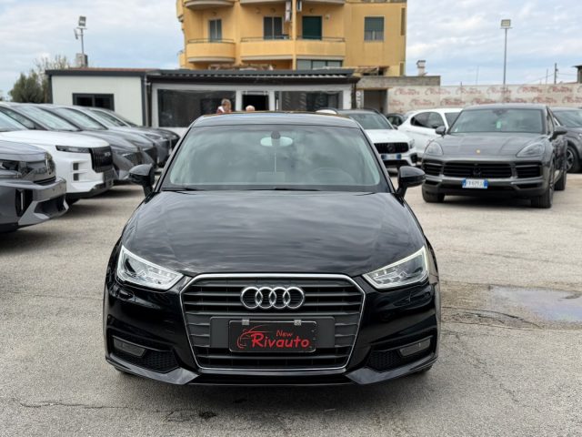 AUDI A1 Bianco metallizzato