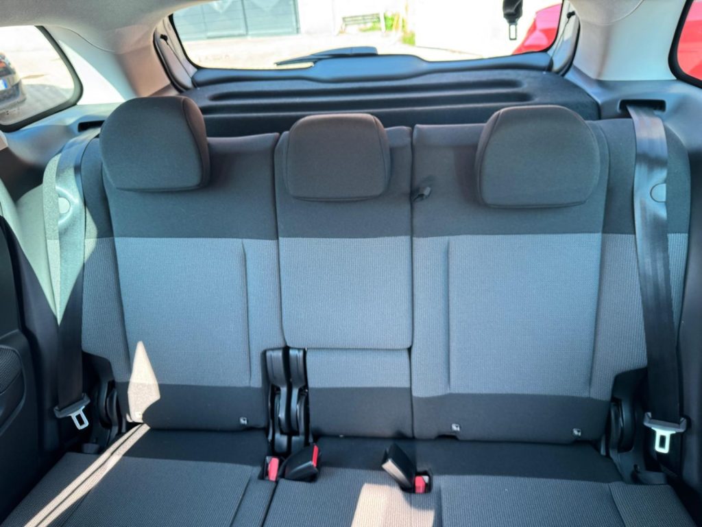 CITROEN C3 Aircross PureTech 110 S&S Shine - 18