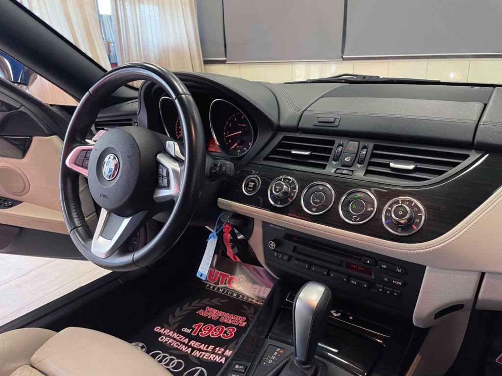 BMW Z4 SDRIVE 23I - 46