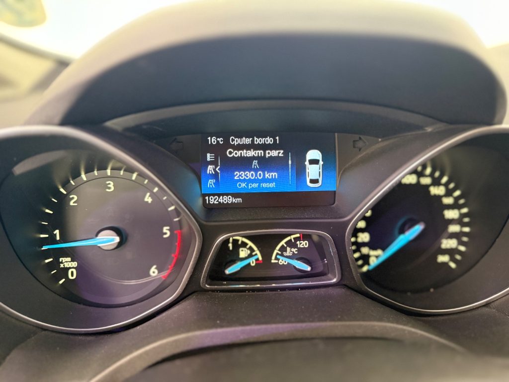 FORD C-Max 1.5 TDCi 120CV Start&Stop Titanium - 2