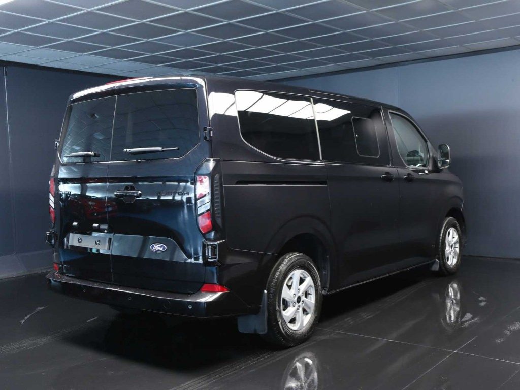 FORD Transit Custom 320 2.0 EcoBlue 136CV PC Combi Titanium - 7