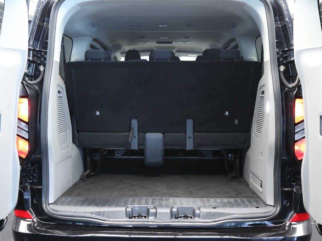 FORD Transit Custom 320 2.0 EcoBlue 136CV PC Combi Titanium - 12