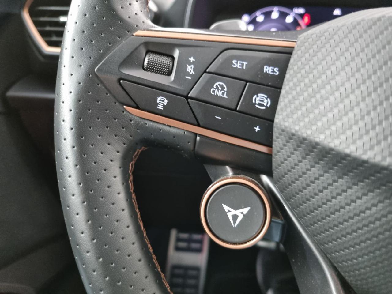 CUPRA Leon 1.5 Hybrid 150 CV DSG - 14