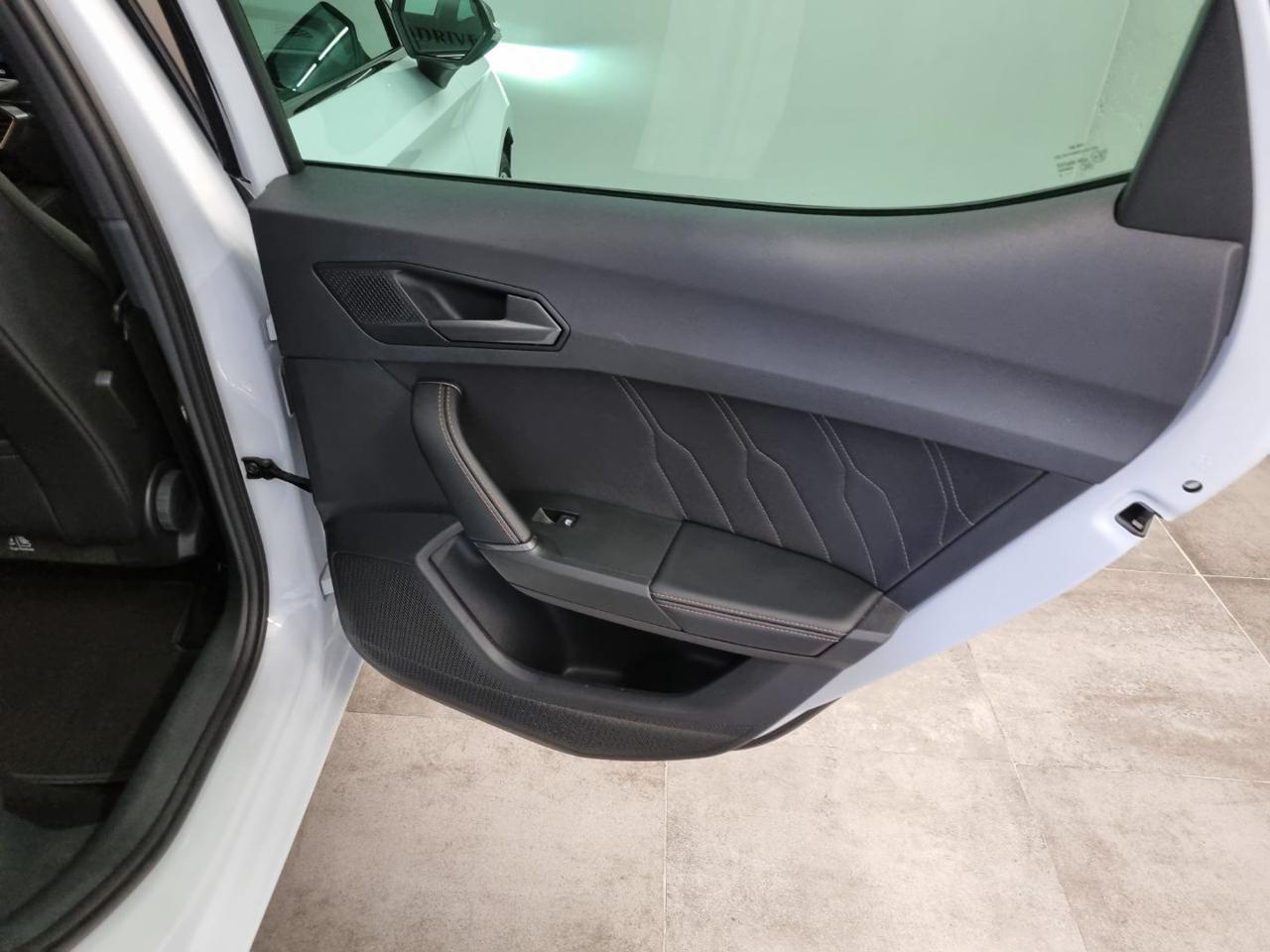 CUPRA Leon 1.5 Hybrid 150 CV DSG - 24