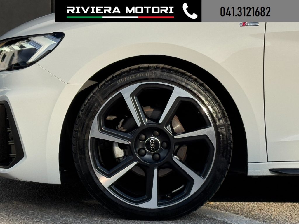 AUDI A1 SPB 30 TFSI S tronic Black Line - 14