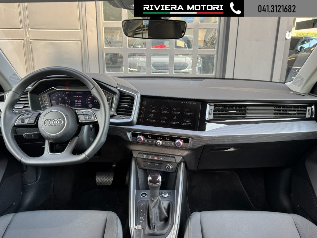 AUDI A1 SPB 30 TFSI S tronic Black Line - 5