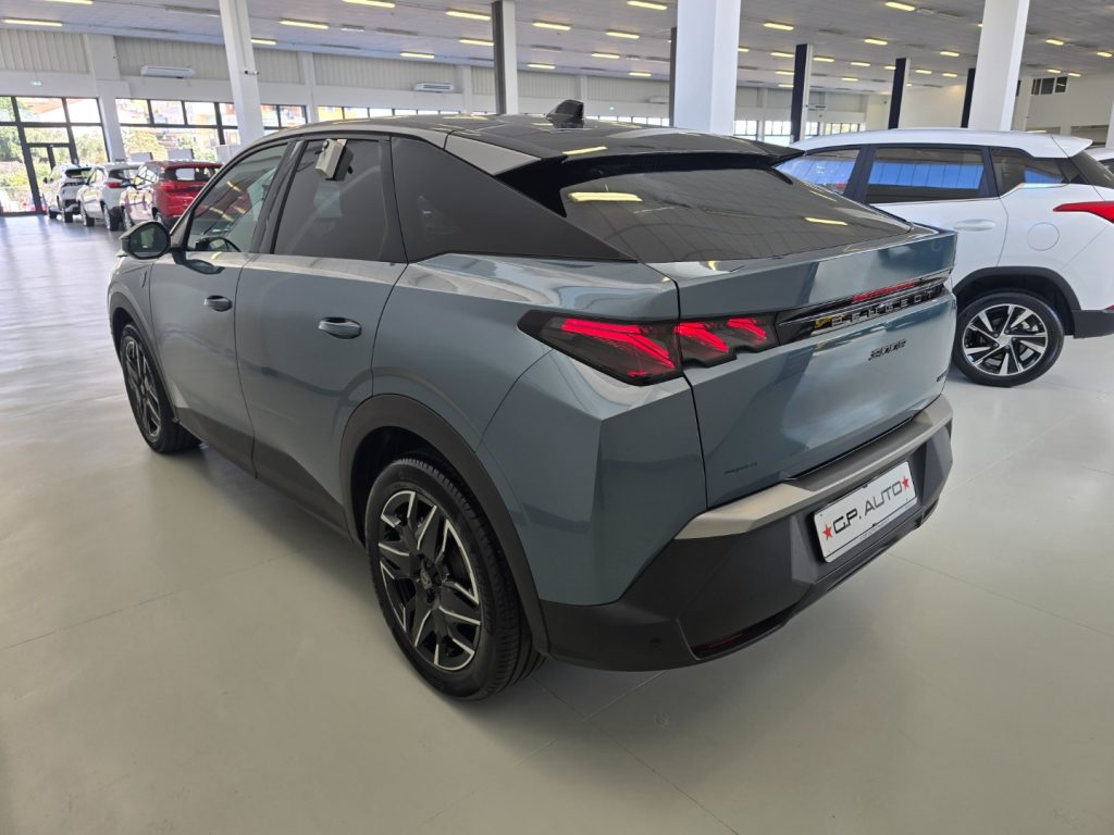 PEUGEOT 3008 Hybrid 136 e-DCS6 GT - 5