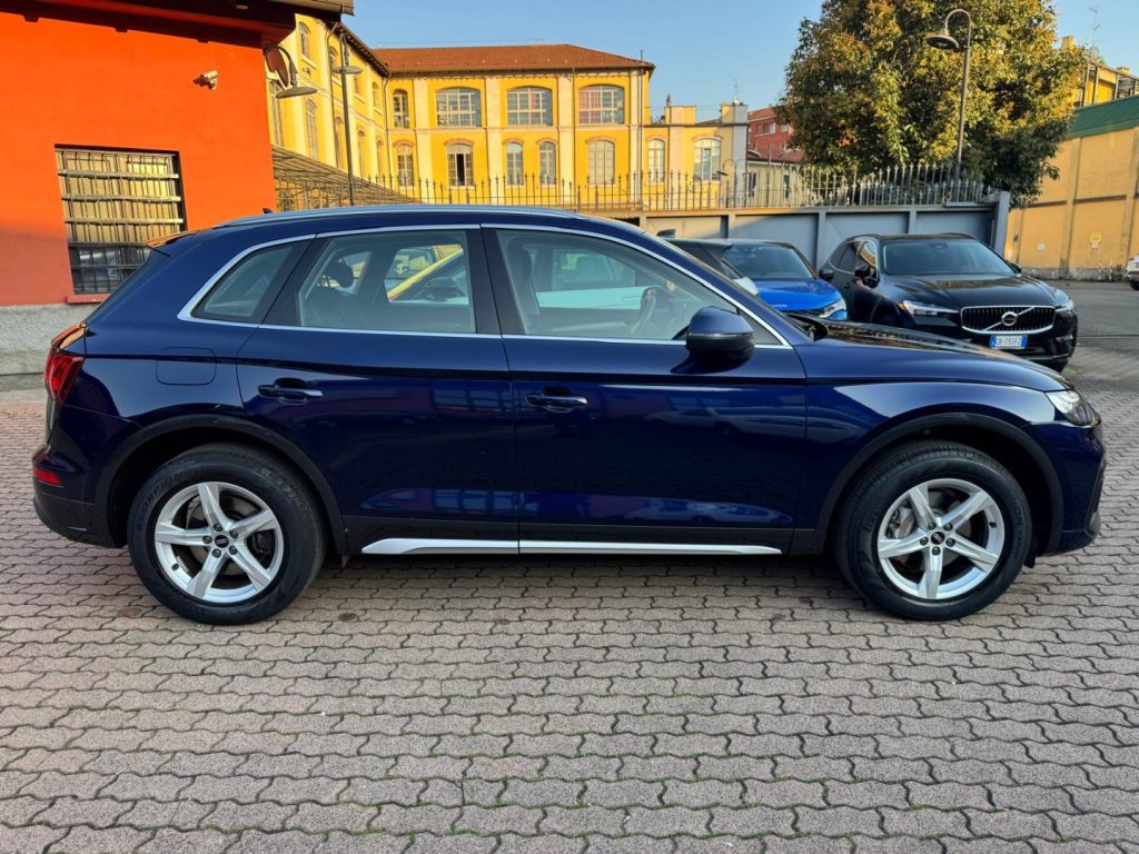 AUDI Q5 45 TFSI quattro MHEV S tronic Business Advanced - 7