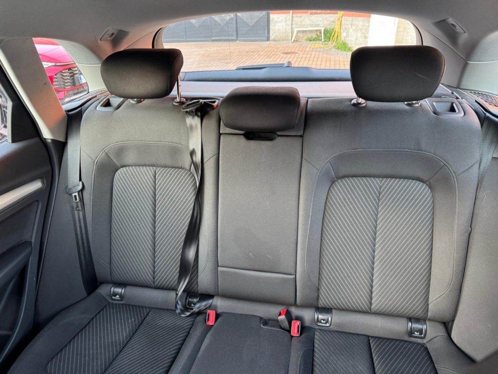 AUDI Q5 45 TFSI quattro MHEV S tronic Business Advanced - 21