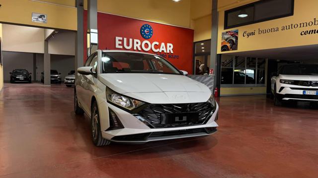 HYUNDAI i20 Grigio pastello