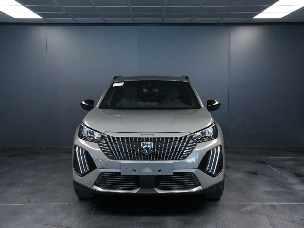 PEUGEOT 2008 PureTech 130 S&S EAT8 Allure - 7