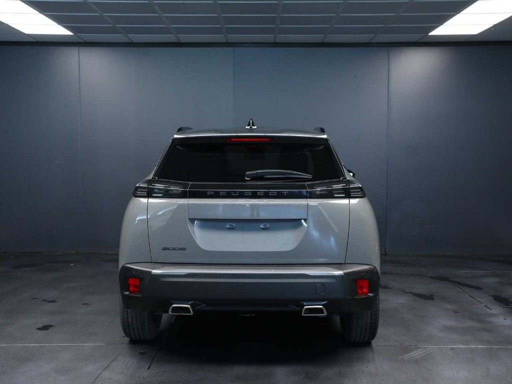 PEUGEOT 2008 PureTech 130 S&S EAT8 Allure - 8