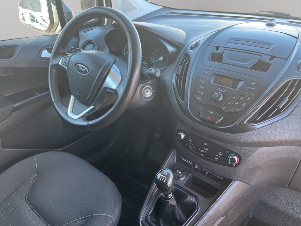 FORD Transit Courier 1.5TDCI 100CV TREND - 10