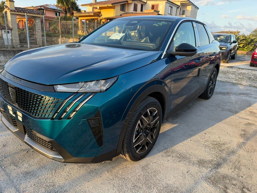 PEUGEOT 3008 Hybrid 145 e-DCS6 Allure - 2