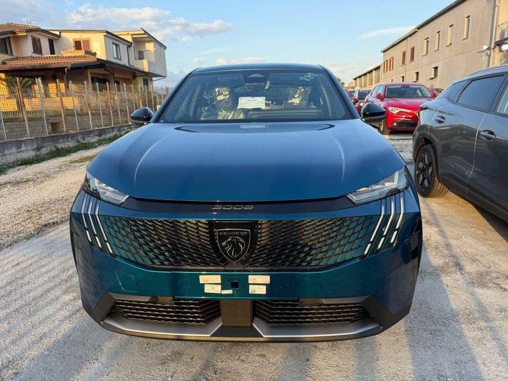 PEUGEOT 3008 Hybrid 145 e-DCS6 Allure - 3