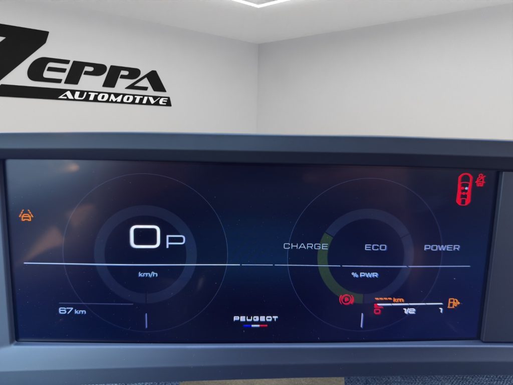 PEUGEOT 3008 Hybrid 145 e-DCS6 Allure - 11