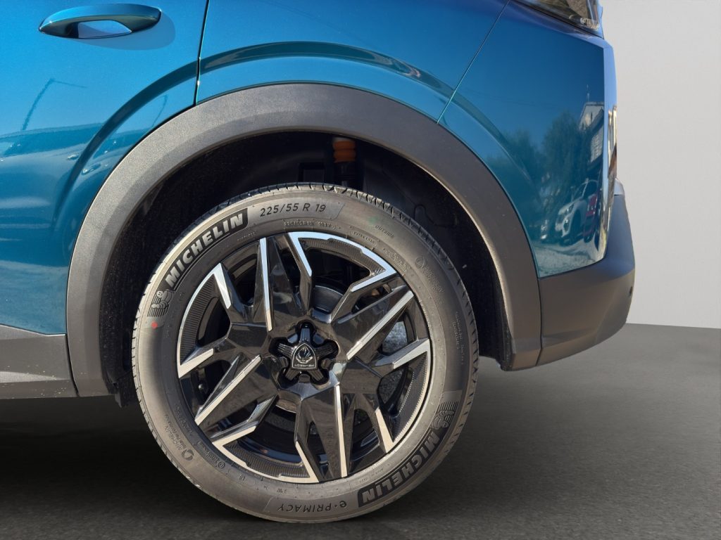 PEUGEOT 3008 Hybrid 145 e-DCS6 Allure - 24