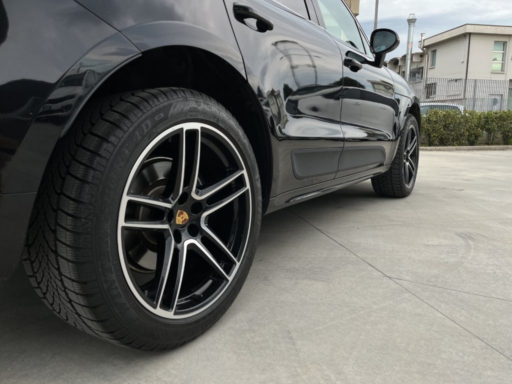 PORSCHE Macan 2.0 245CV AZIENDALE - 17