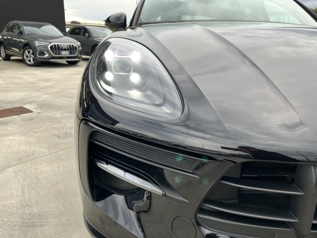 PORSCHE Macan 2.0 245CV AZIENDALE - 18