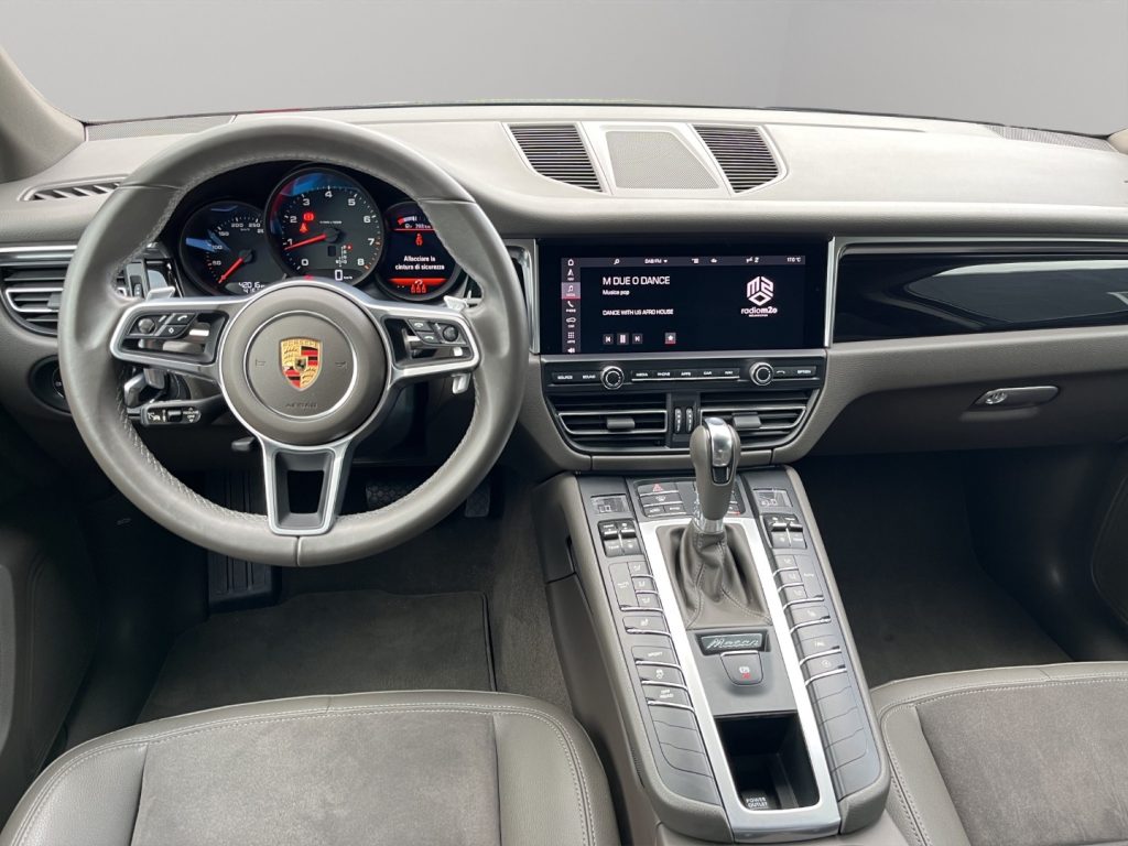 PORSCHE Macan 2.0 245CV AZIENDALE - 9