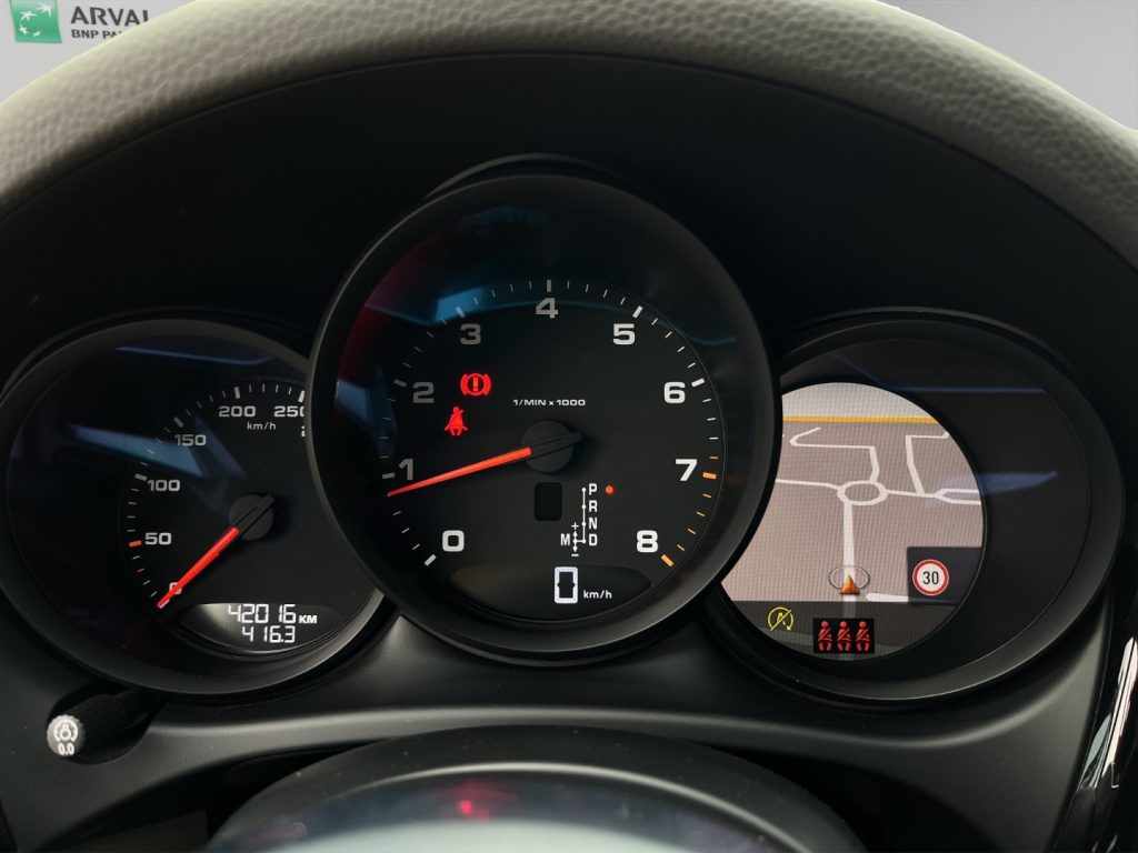 PORSCHE Macan 2.0 245CV AZIENDALE - 11