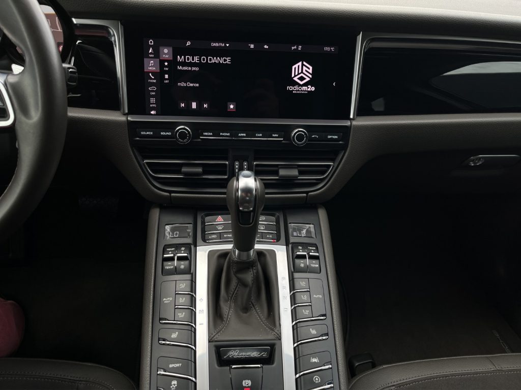 PORSCHE Macan 2.0 245CV AZIENDALE - 12