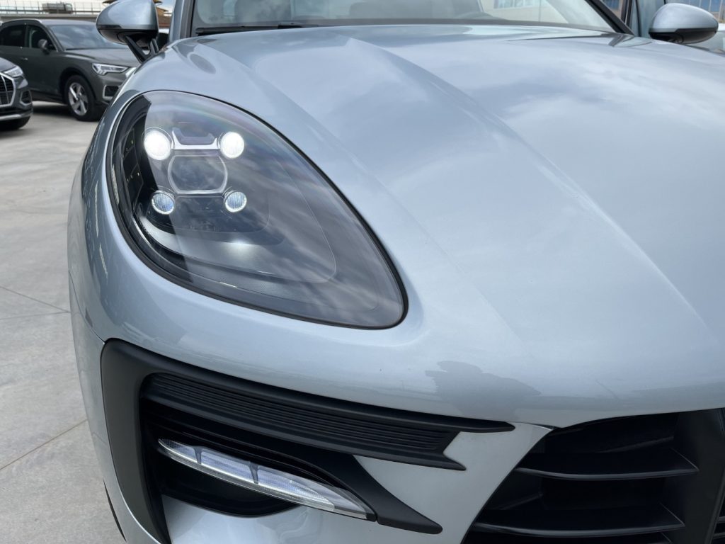 PORSCHE Macan 2.0 245CV AZIENDALE - 16