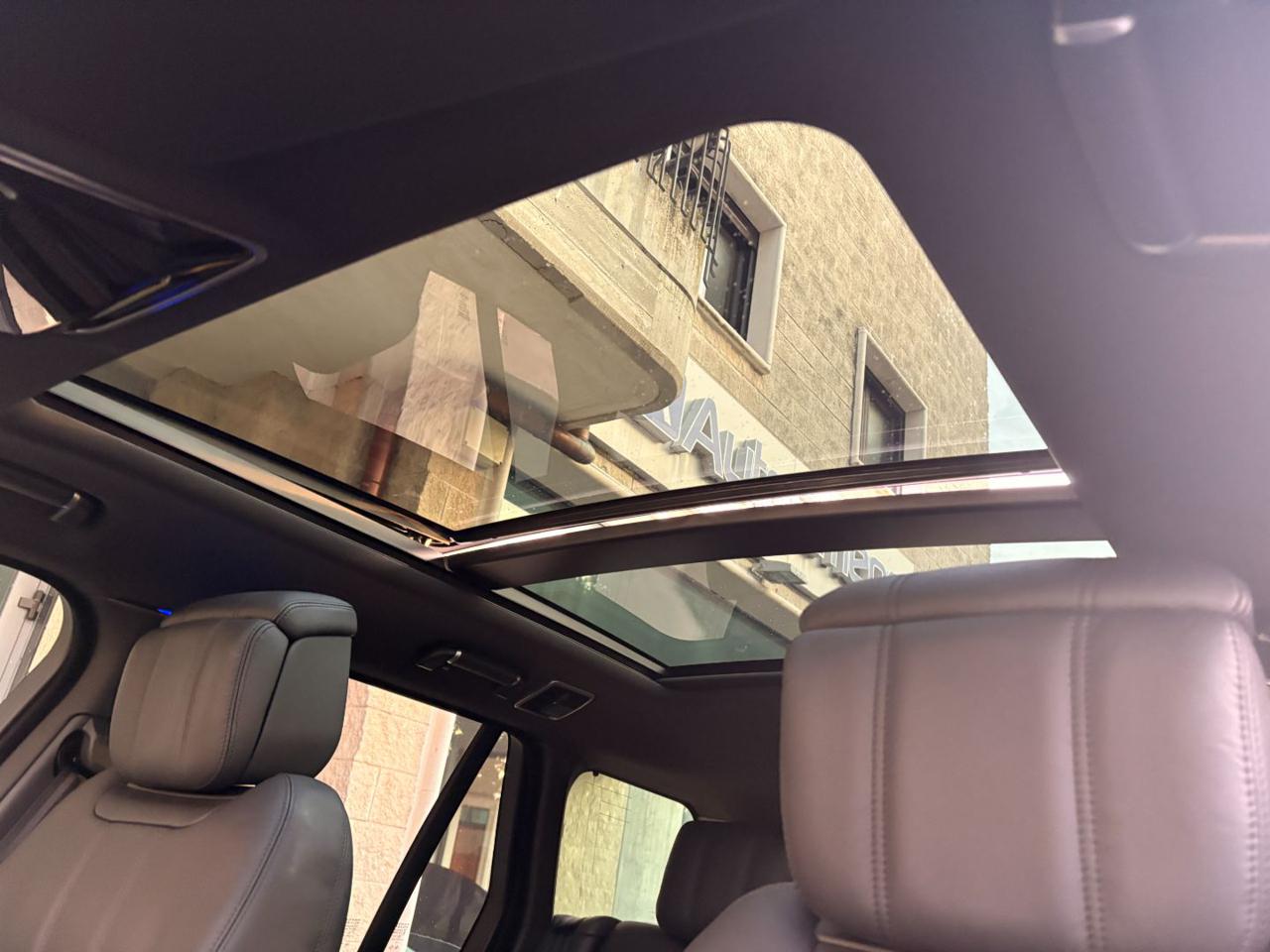 LAND ROVER Range Rover 3.0 SDV6 Autobiography - 30