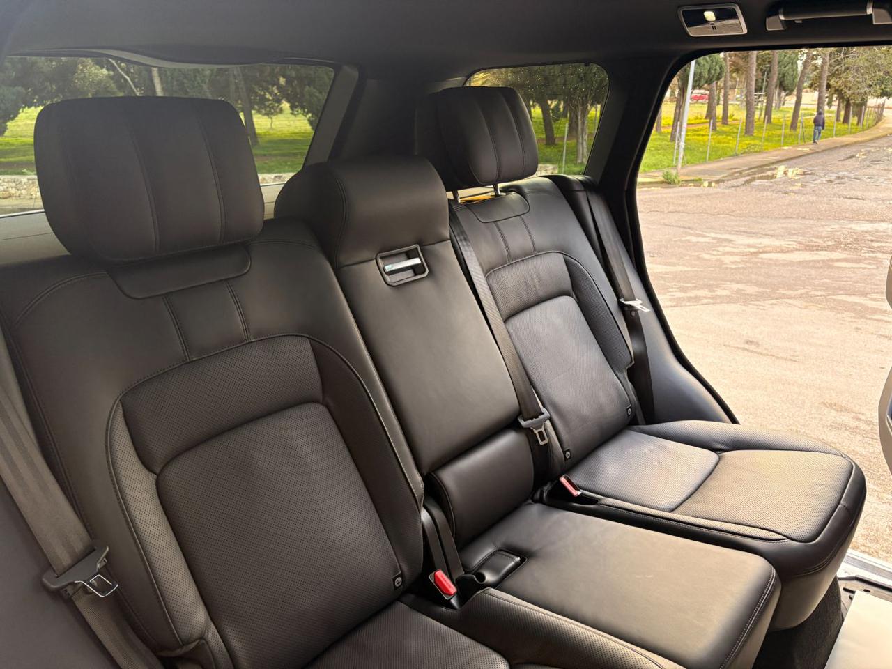 LAND ROVER Range Rover 3.0 SDV6 Autobiography - 32