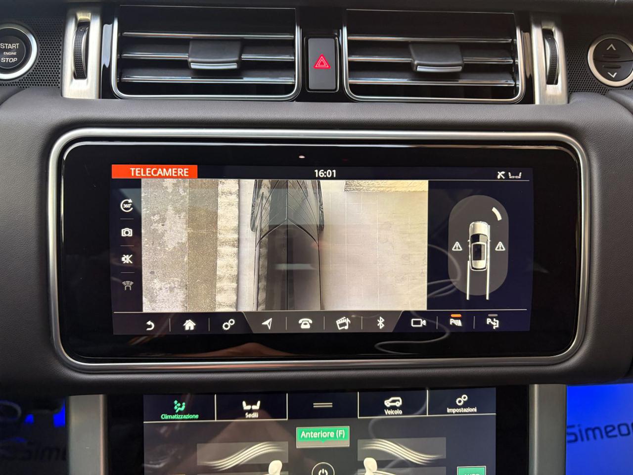 LAND ROVER Range Rover 3.0 SDV6 Autobiography - 14