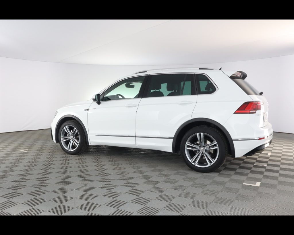 VOLKSWAGEN Tiguan 1.5 tsi Sport 130cv R-LINE - 11