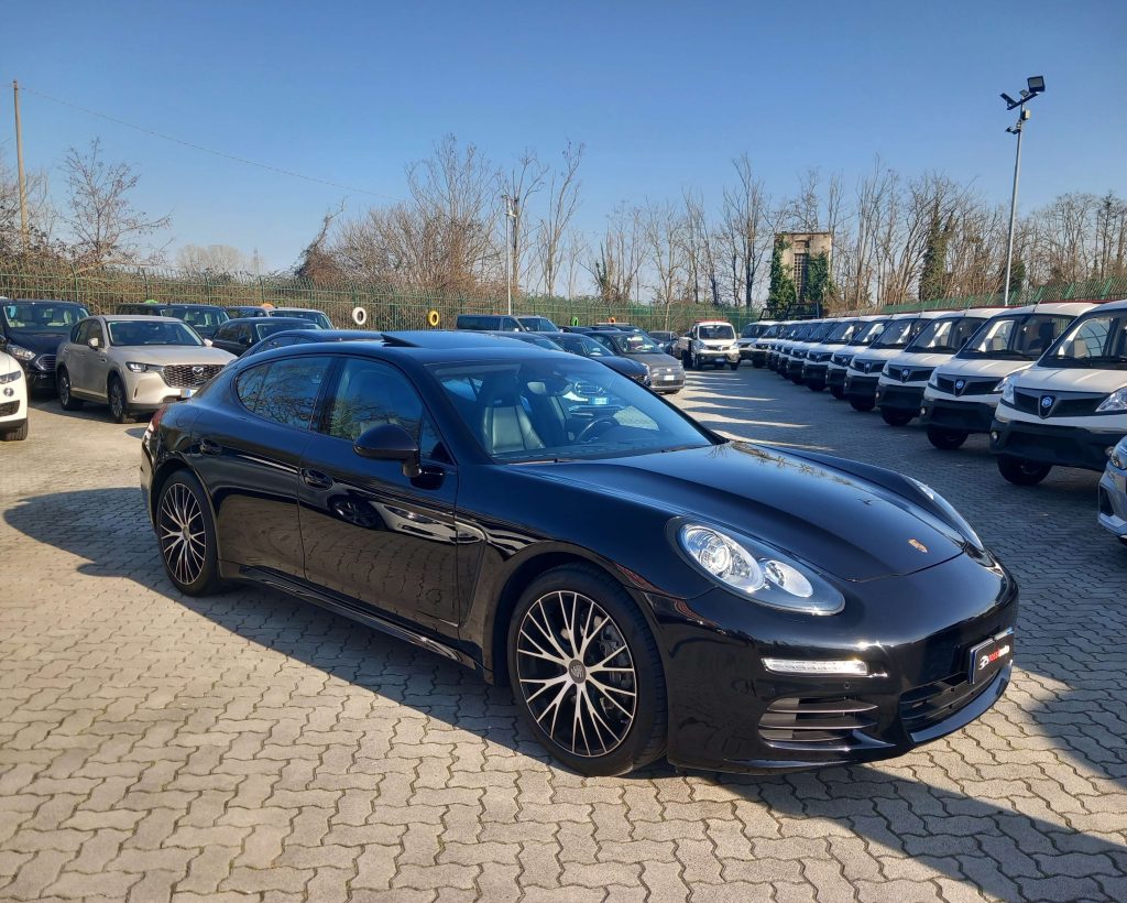 PORSCHE Panamera 3.0 300cv - 3