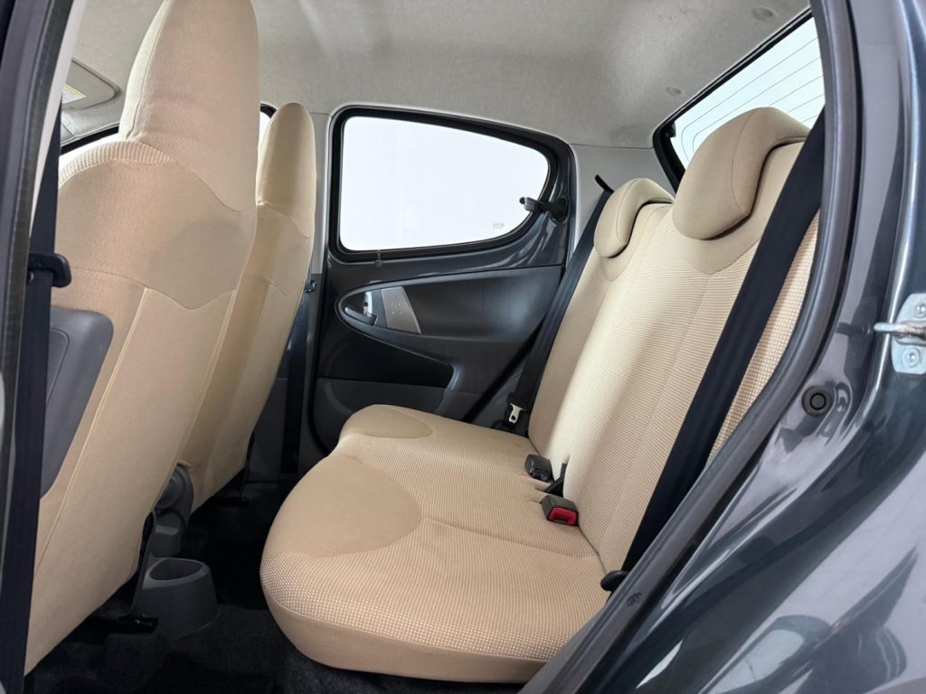 PEUGEOT 107 1.0 68CV 5p. Sweet Years 2Tronic - 13