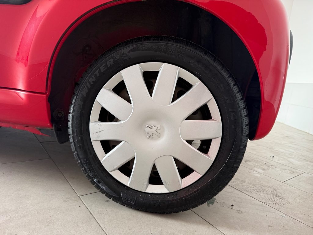 PEUGEOT 107 1.0 68CV 5p. Urban Move - 5