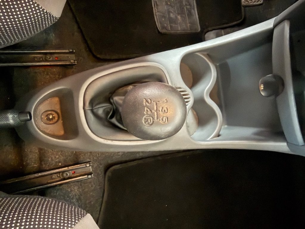 PEUGEOT 107 1.0 68CV 5p. Urban Move - 11