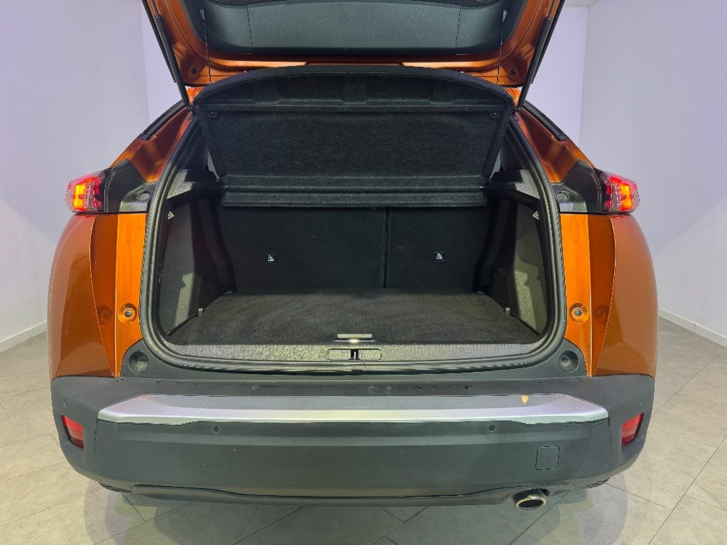 PEUGEOT 2008 BlueHDi 110 S&S GT - 5