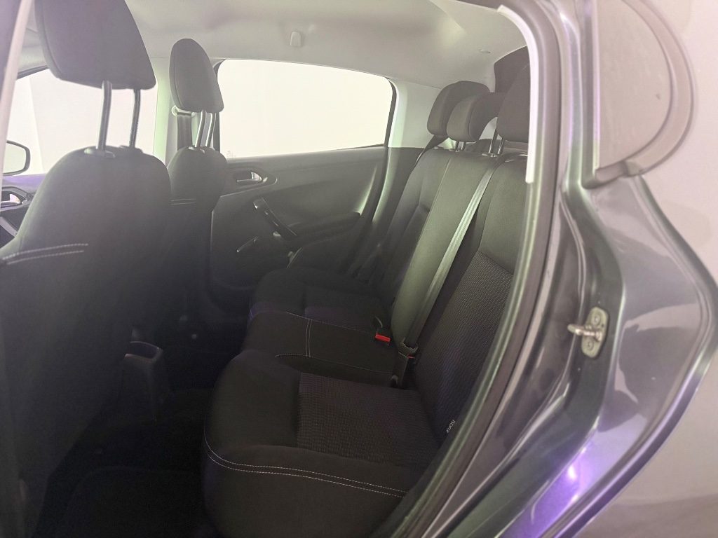 PEUGEOT 208 1° serie BlueHDi 75 5 porte Allure - 6