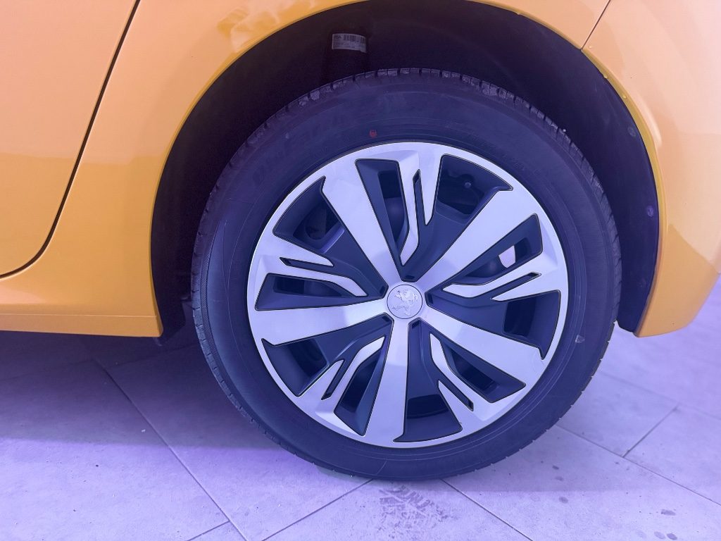 PEUGEOT 208 PureTech 75 Stop&Start 5 porte Active - 4