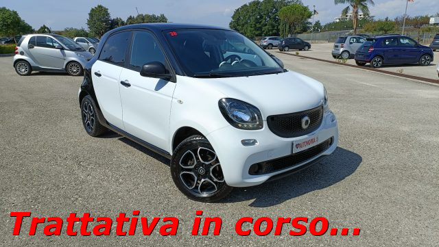 SMART ForFour Bianco pastello