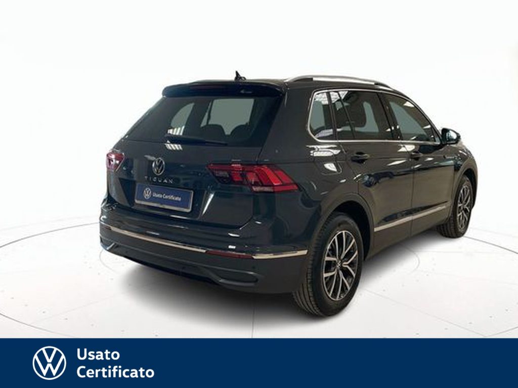 VOLKSWAGEN Tiguan 2.0 tdi life 150cv dsg - 4
