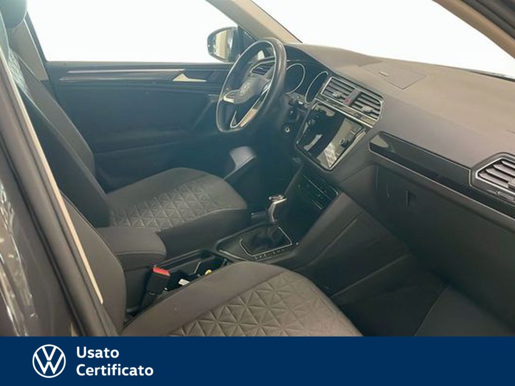 VOLKSWAGEN Tiguan 2.0 tdi life 150cv dsg - 6