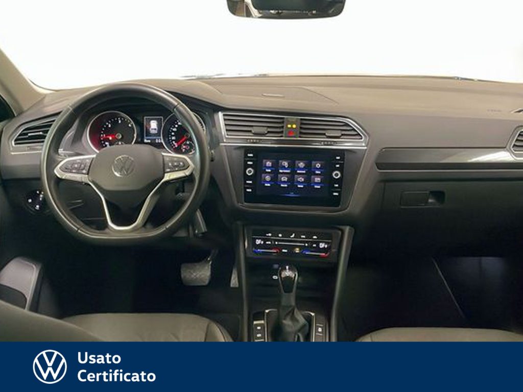 VOLKSWAGEN Tiguan 2.0 tdi life 150cv dsg - 8