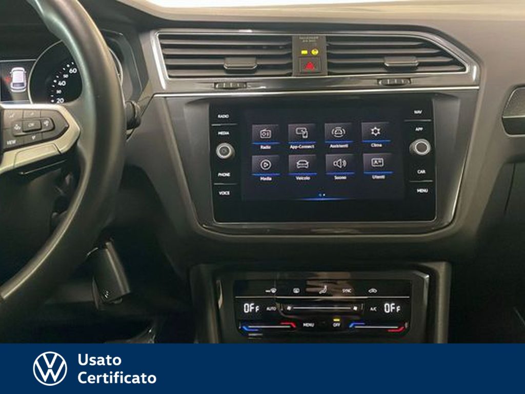 VOLKSWAGEN Tiguan 2.0 tdi life 150cv dsg - 10