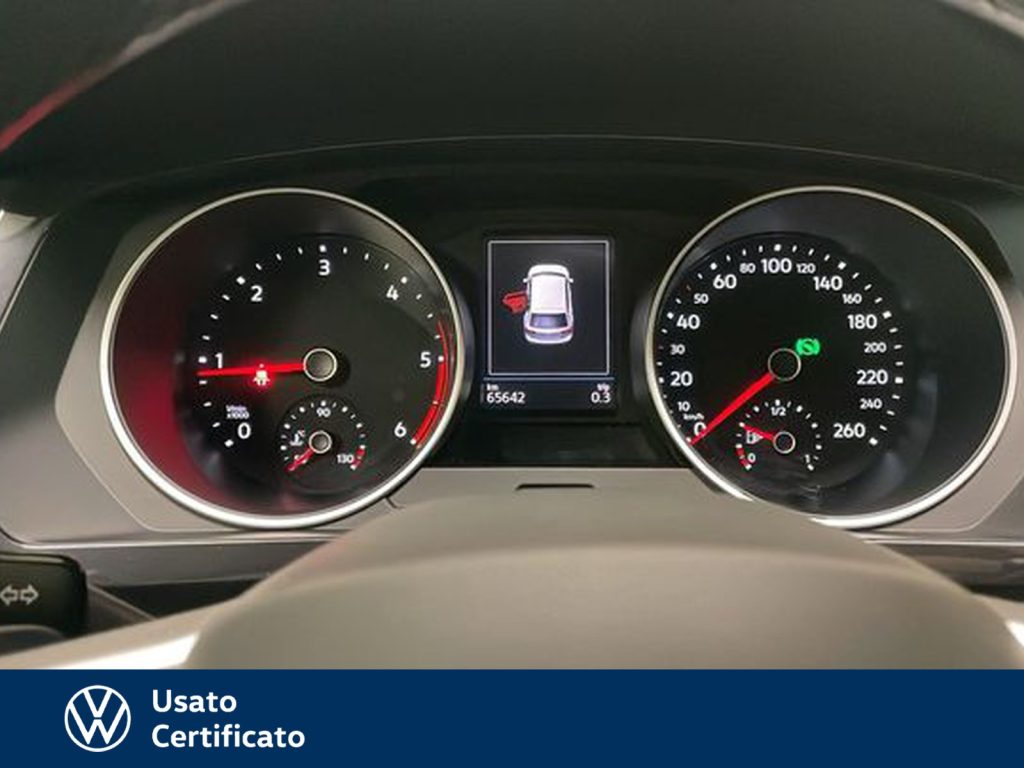 VOLKSWAGEN Tiguan 2.0 tdi life 150cv dsg - 12