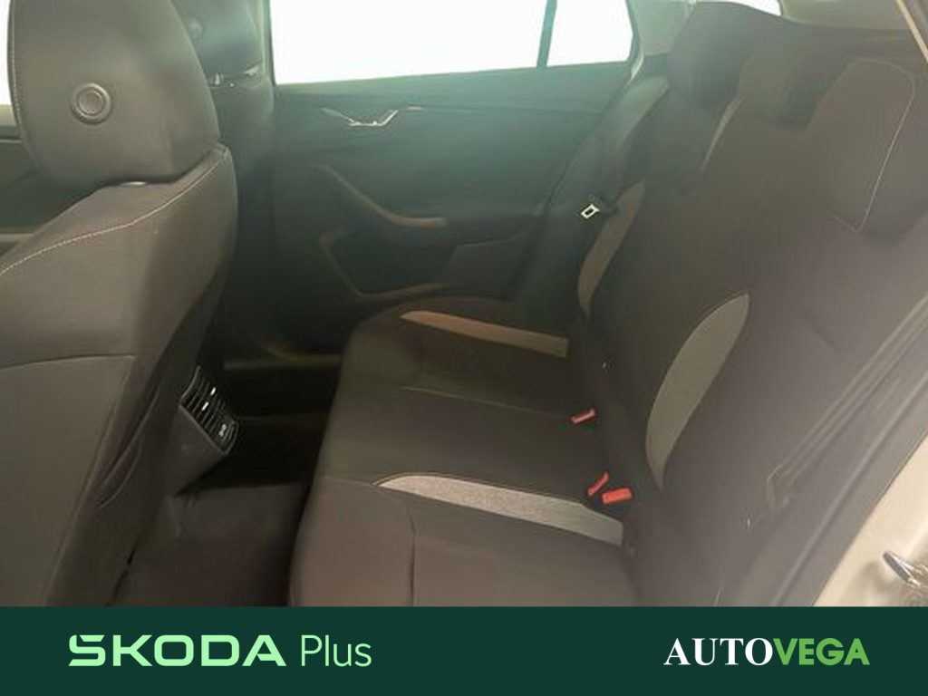 SKODA Kamiq 1.0 tsi black dots 95cv - 11