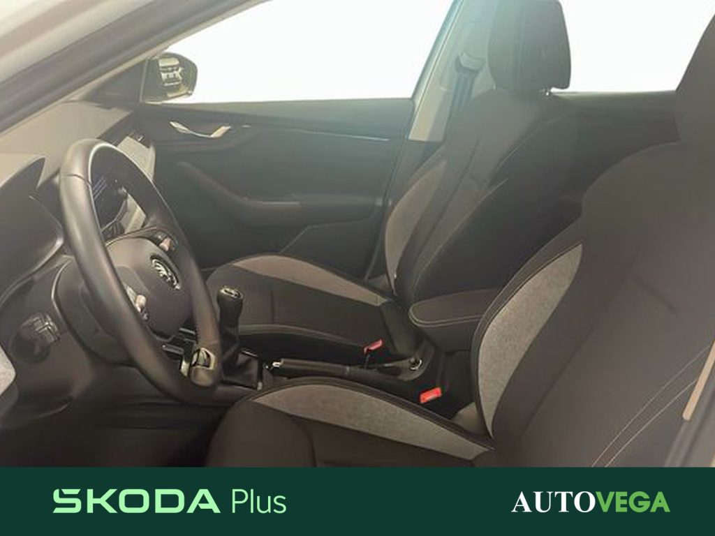 SKODA Kamiq 1.0 tsi black dots 95cv - 12