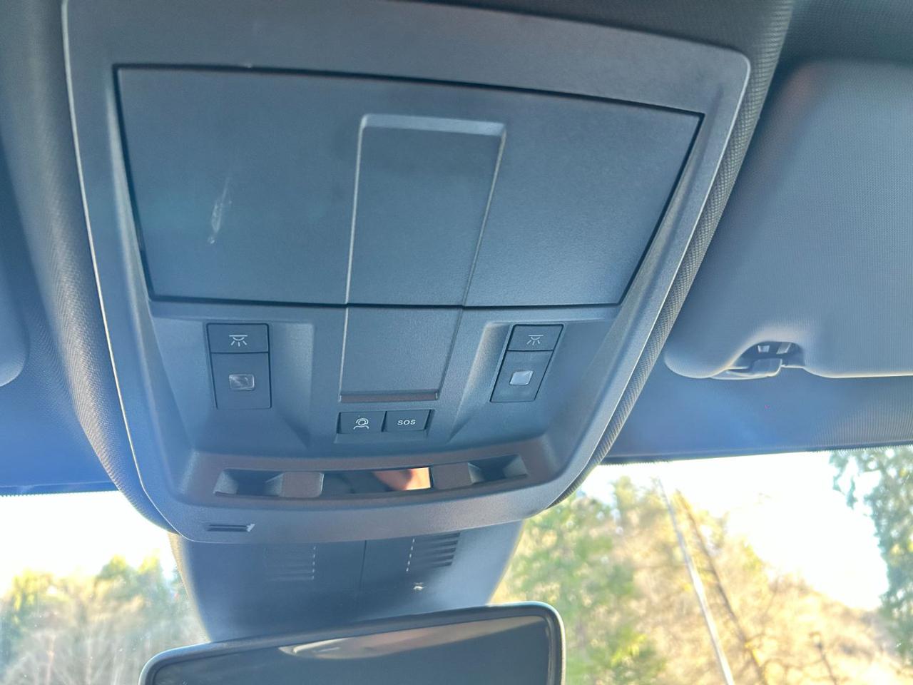 PEUGEOT 3008 Hybrid 145 e-DCS6 Allure - 23