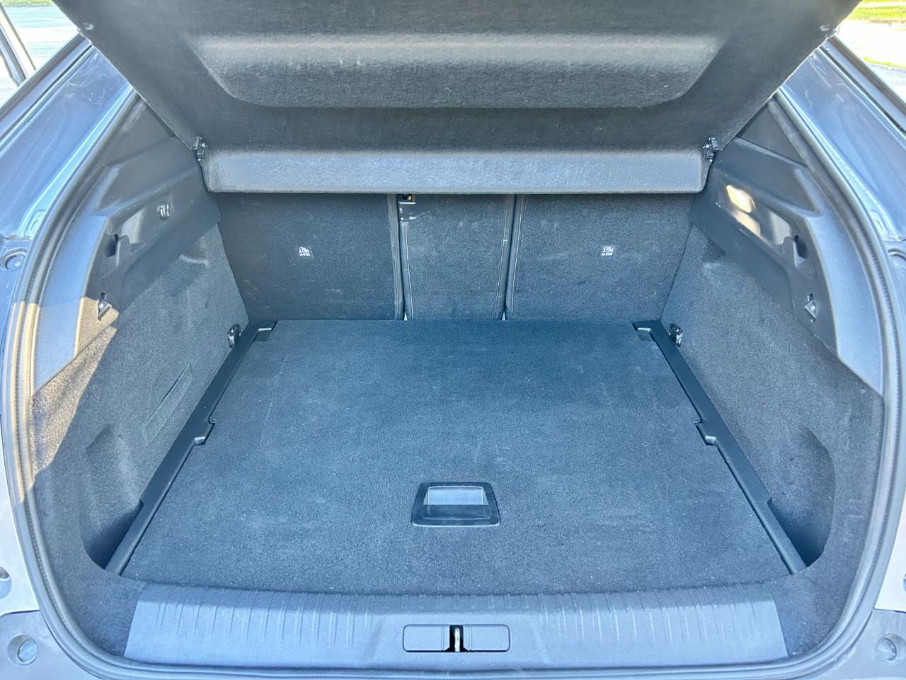 PEUGEOT 3008 Hybrid 145 e-DCS6 Allure - 25